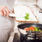 5 receitas que ficam prontas em ate 15 minutos 150x150 - 5 receitas saud&aacute;veis para fazer no forno a g&aacute;s