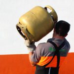 A chama do seu fogão está laranja? Veja o porquê! gas de cozinha na penha curiosidades que voce nao sabia 1 150x150 - A chama do seu fogão está laranja? Veja o porquê!