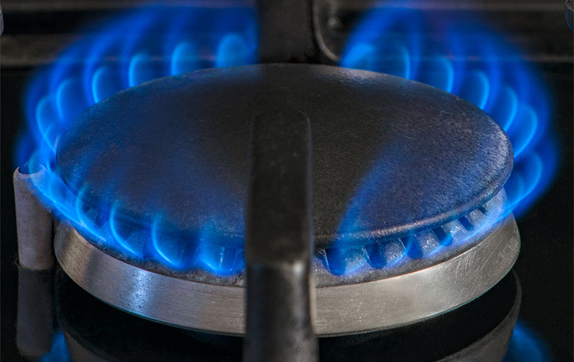 Gás de cozinha no bairro São Pedro em Navegantes: por que o fogão a gás é mais econômico que o microondas?