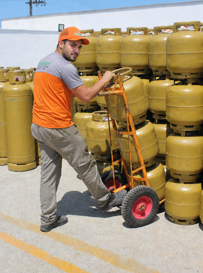 img entregador rescaroli gas 1 - In&iacute;cio